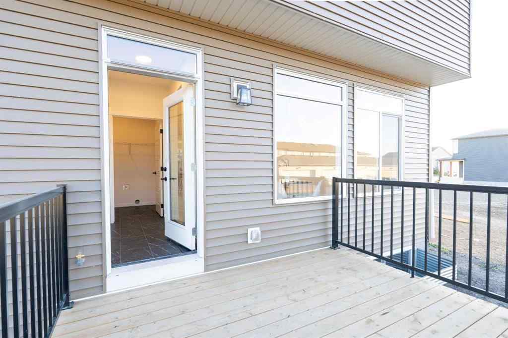 MLS® A2269119 - 143 Wolf Hollow Rise SE in Wolf Willow Calgary, Residential