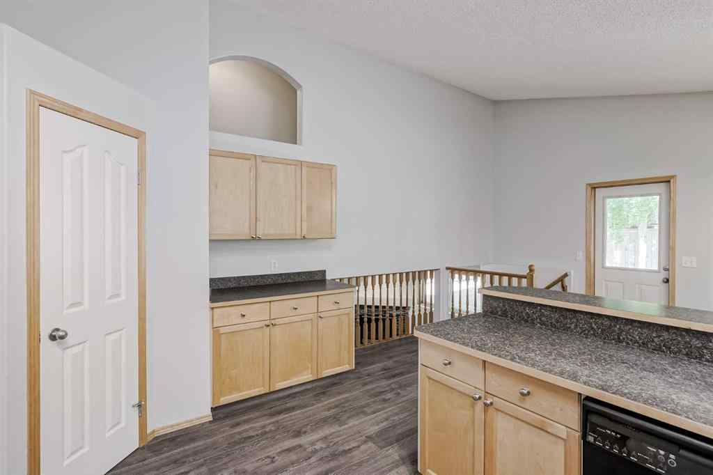 MLS® A2269120 - 31 Panatella Drive NW in Panorama Hills Calgary, Residential