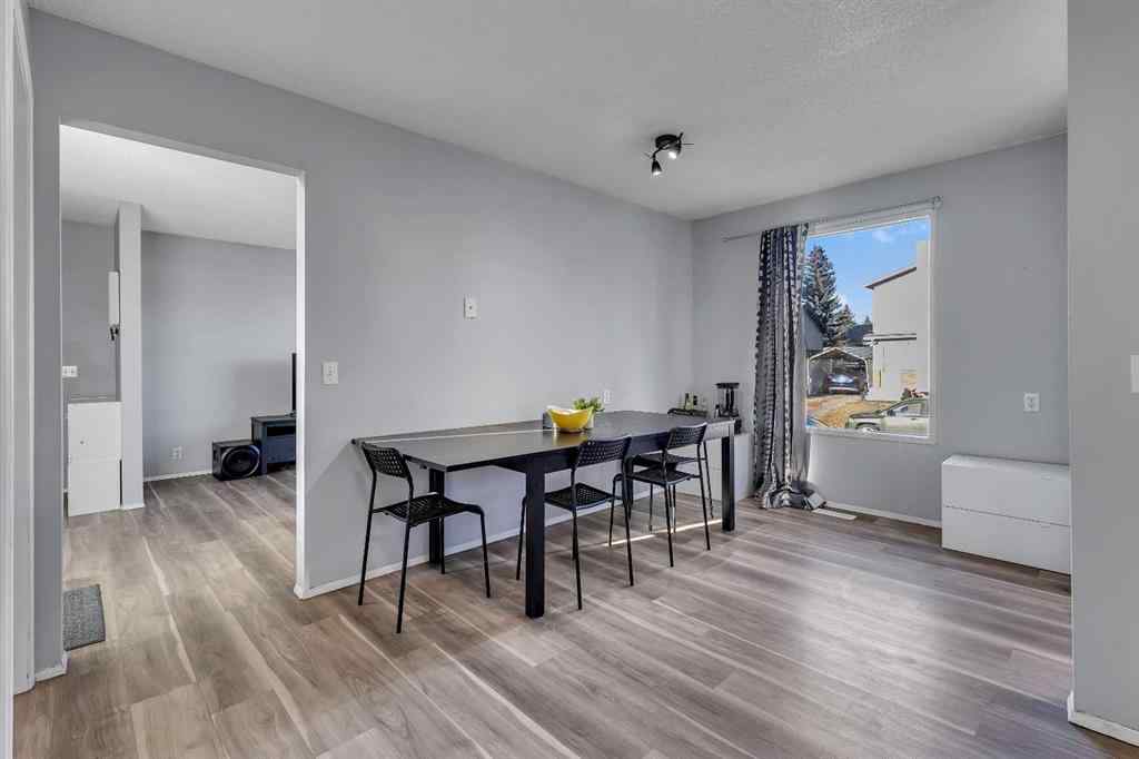 MLS® A2269121 - 16 Castleglen Crescent NE in Castleridge Calgary, Residential