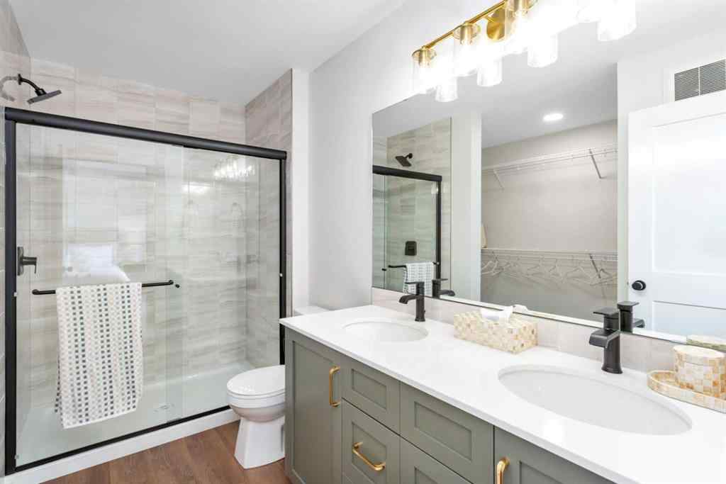 MLS&reg; # A2269127 - 115 Hampton Crescent  in Hampton Pointe Sylvan Lake, Residential Open Houses