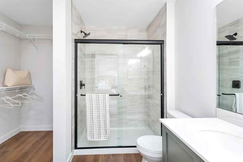 MLS&reg; # A2269127 - 115 Hampton Crescent  in Hampton Pointe Sylvan Lake, Residential Open Houses