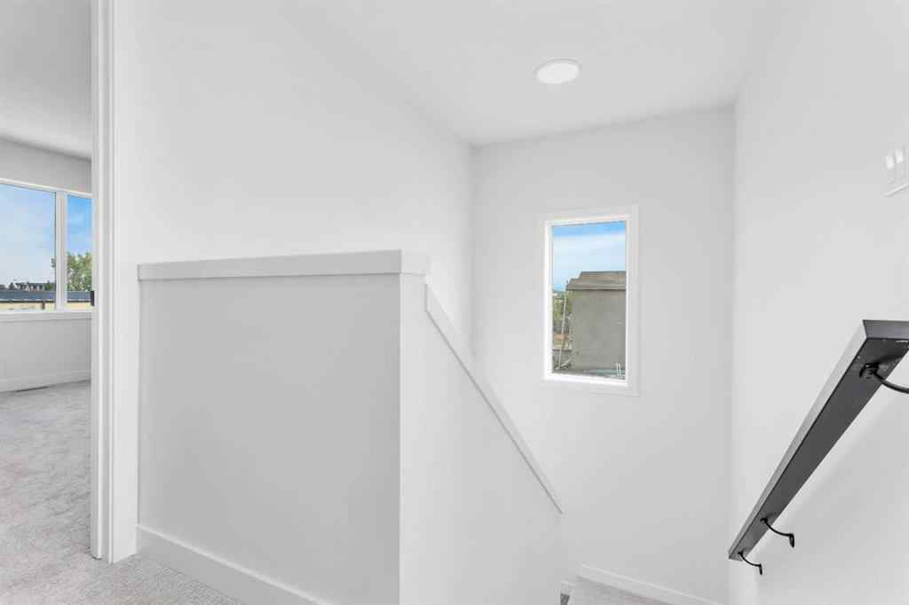 MLS&reg; # A2269127 - 115 Hampton Crescent  in Hampton Pointe Sylvan Lake, Residential Open Houses