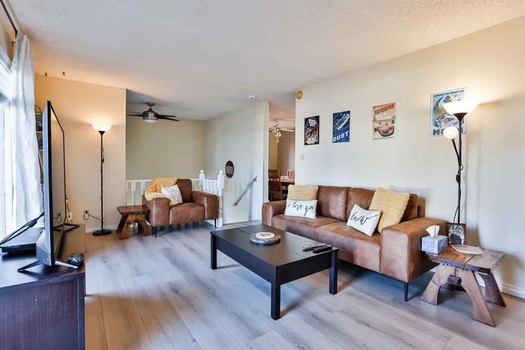 MLS® A2269137 - 125 Princeton Crescent W in Varsity Village Lethbridge, Residential