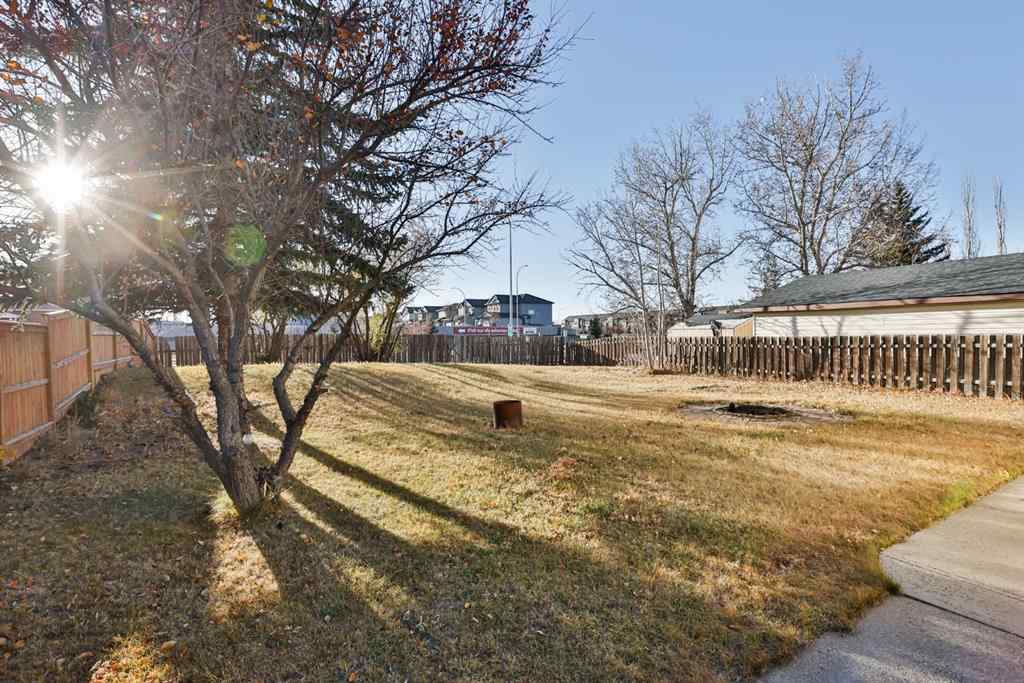 MLS® A2269137 - 125 Princeton Crescent W in Varsity Village Lethbridge, Residential