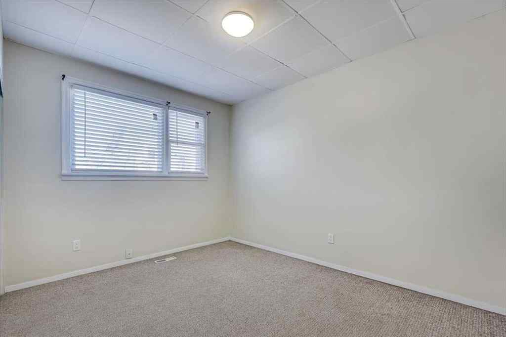 MLS® A2269138 - 5218 56 Avenue  in Central Ponoka Ponoka, Multi-Family