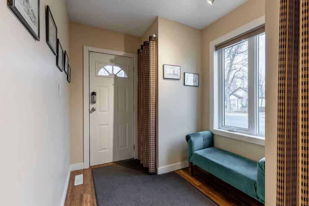 MLS&reg; # A2269142 - 915 7 Street N in NONE Lethbridge, Residential Open Houses