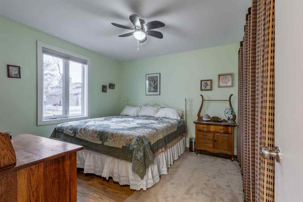 MLS&reg; # A2269142 - 915 7 Street N in NONE Lethbridge, Residential Open Houses