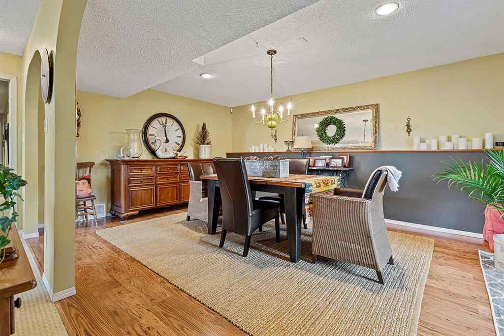 MLS® A2269146 - 4 Ross View Place SE in Ross Glen Medicine Hat, Residential