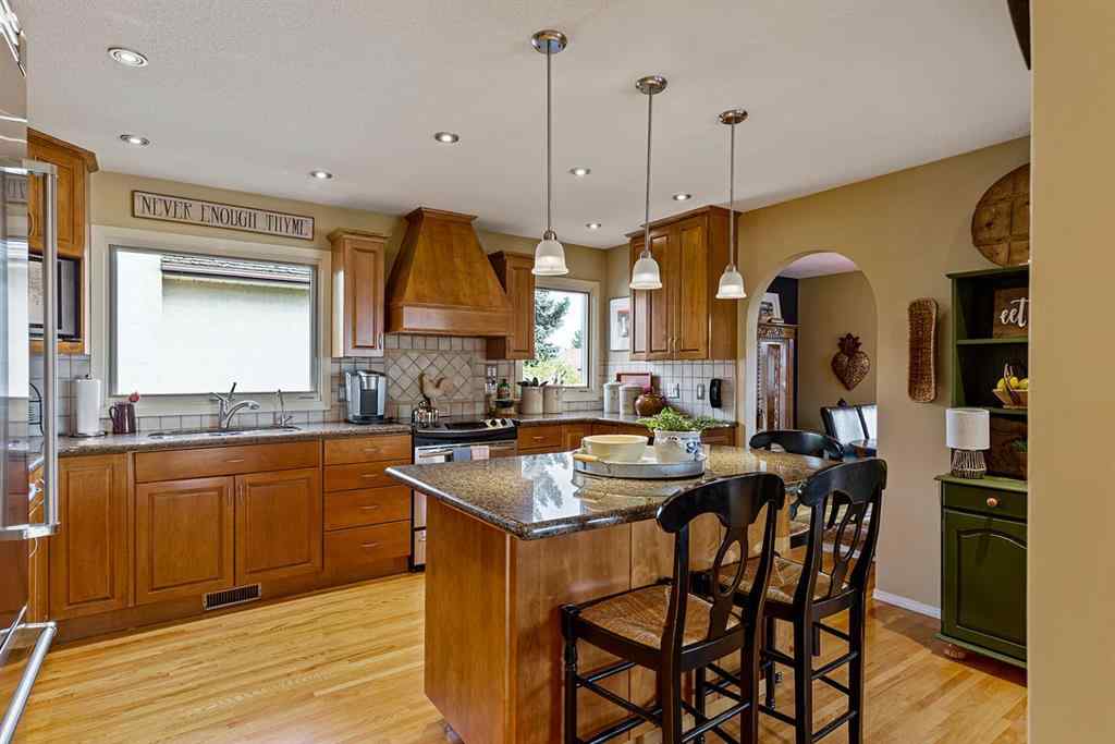 MLS® A2269146 - 4 Ross View Place SE in Ross Glen Medicine Hat, Residential