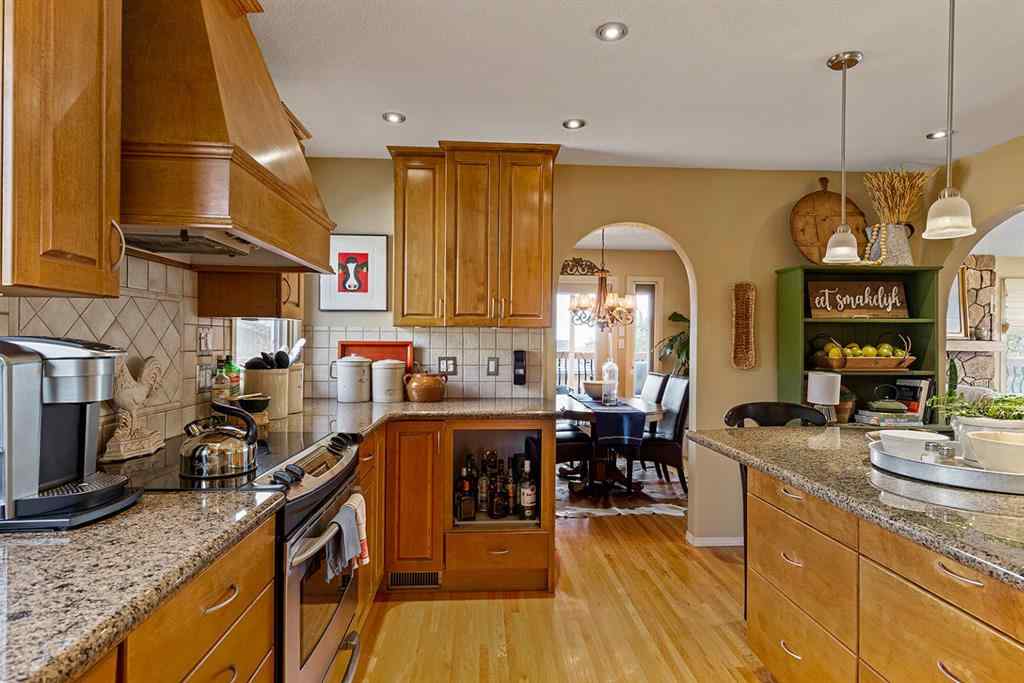 MLS® A2269146 - 4 Ross View Place SE in Ross Glen Medicine Hat, Residential