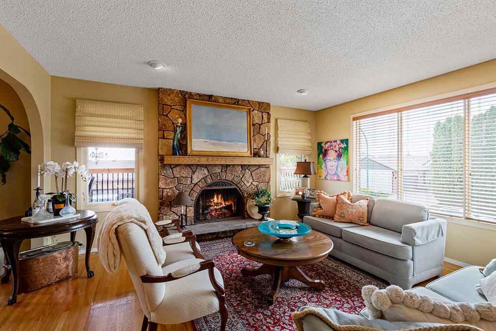 MLS® A2269146 - 4 Ross View Place SE in Ross Glen Medicine Hat, Residential