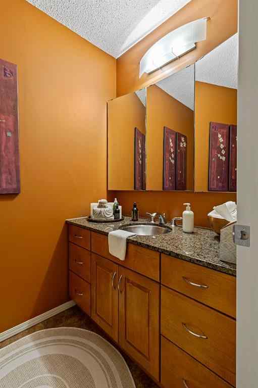 MLS® A2269146 - 4 Ross View Place SE in Ross Glen Medicine Hat, Residential