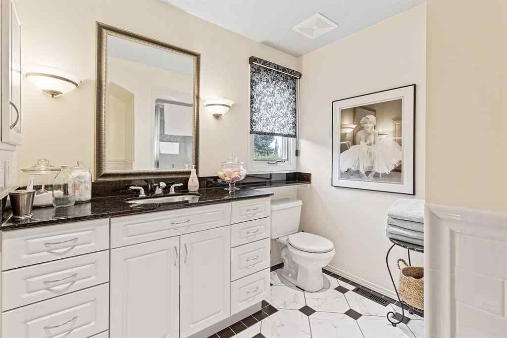 MLS® A2269146 - 4 Ross View Place SE in Ross Glen Medicine Hat, Residential