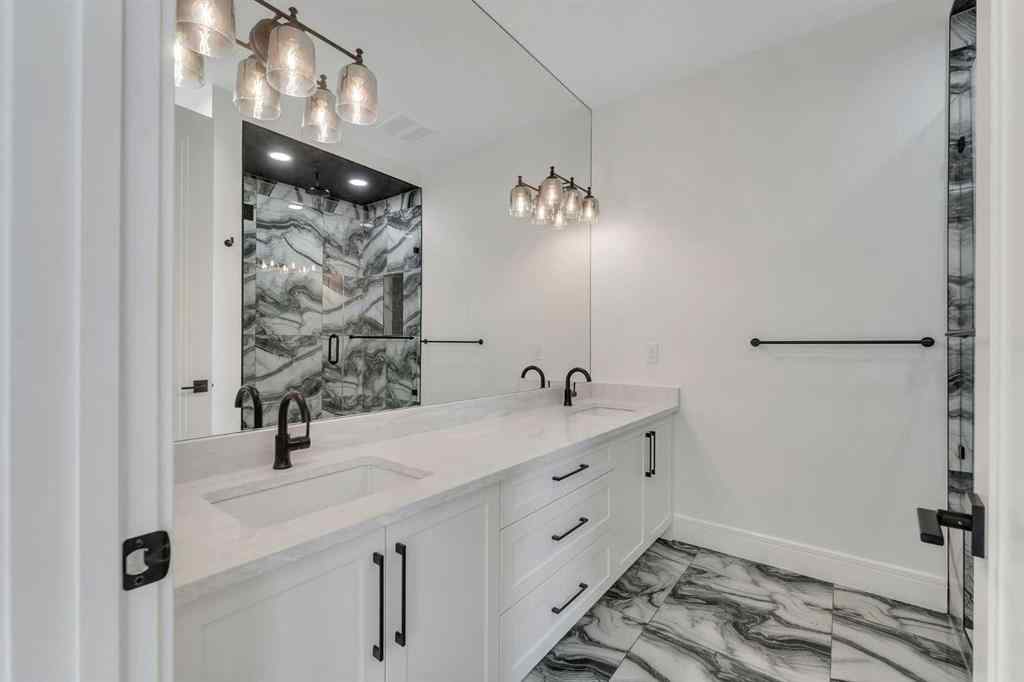 MLS® A2269147 - 236 East Lakeview Place  in East Lakeview Shores Chestermere, Residential