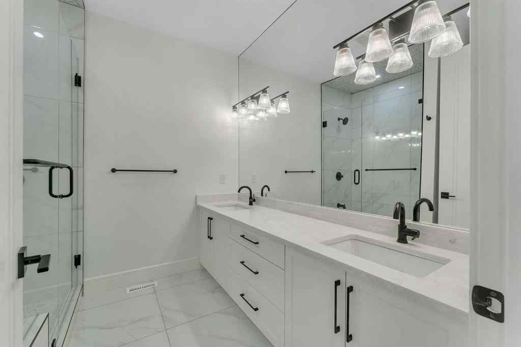 MLS® A2269147 - 236 East Lakeview Place  in East Lakeview Shores Chestermere, Residential