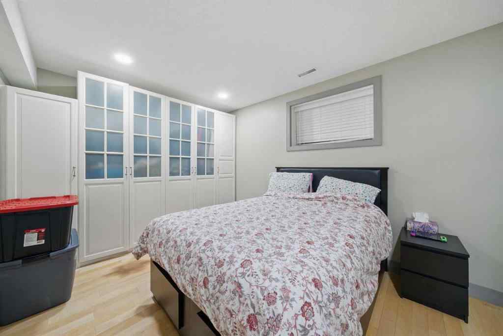 MLS® A2269150 - 31 Lynx Meadows Court NW in NONE Calgary, Residential