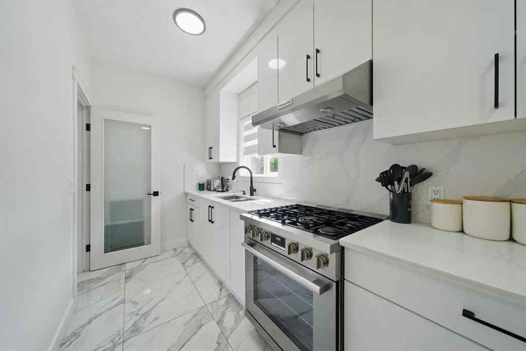 MLS® A2269150 - 31 Lynx Meadows Court NW in NONE Calgary, Residential