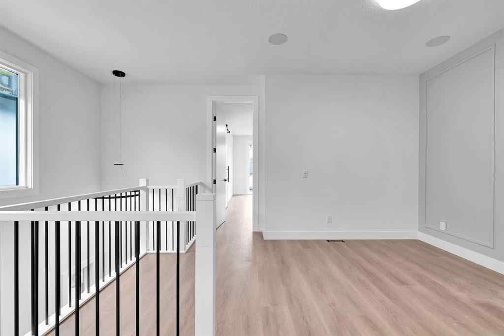 MLS® A2269153 - 2526 7 Avenue NW in West Hillhurst Calgary, Residential