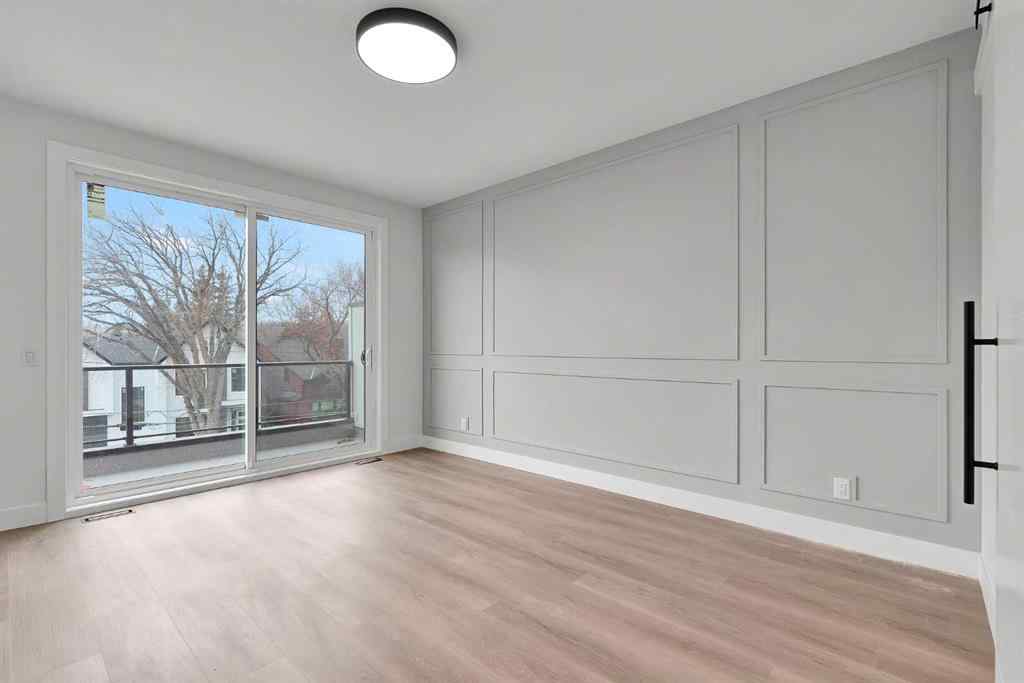 MLS® A2269153 - 2526 7 Avenue NW in West Hillhurst Calgary, Residential