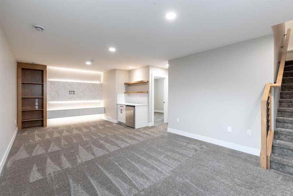 MLS® A2269155 - 111 Sierra Road SW in SW Southridge Medicine Hat, Residential