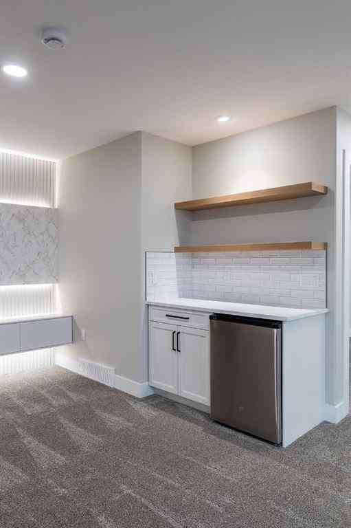 MLS® A2269155 - 111 Sierra Road SW in SW Southridge Medicine Hat, Residential