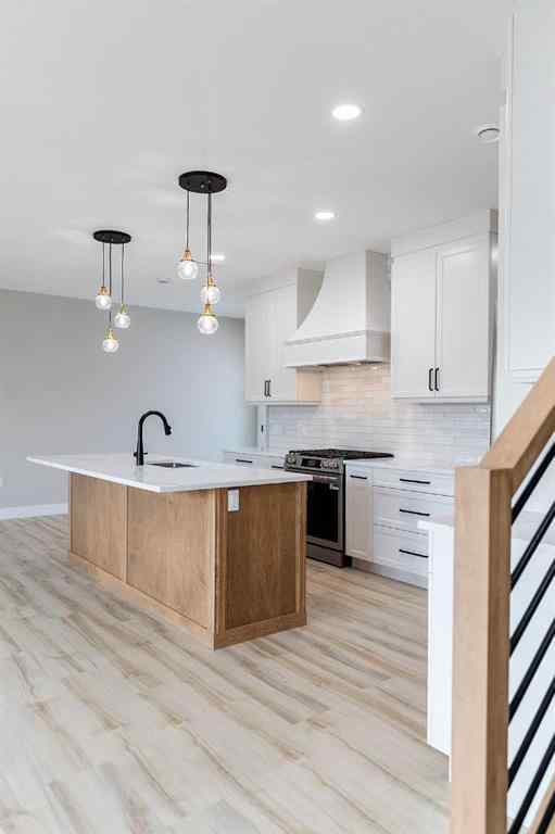 MLS® A2269155 - 111 Sierra Road SW in SW Southridge Medicine Hat, Residential