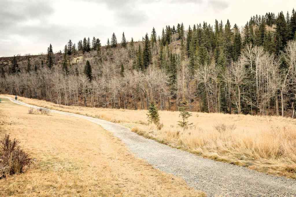 MLS® A2269159 - 44 Riviera Court  in Riviera Cochrane, Residential