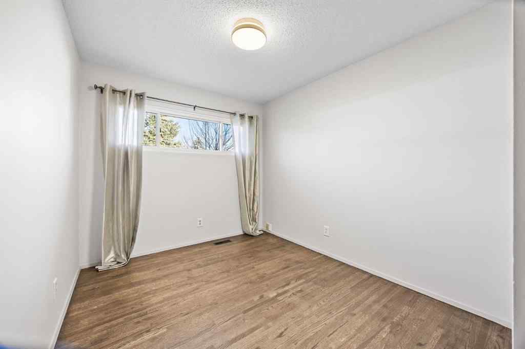 MLS® A2269164 - 10444 Maplecreek Drive SE in Maple Ridge Calgary, Residential