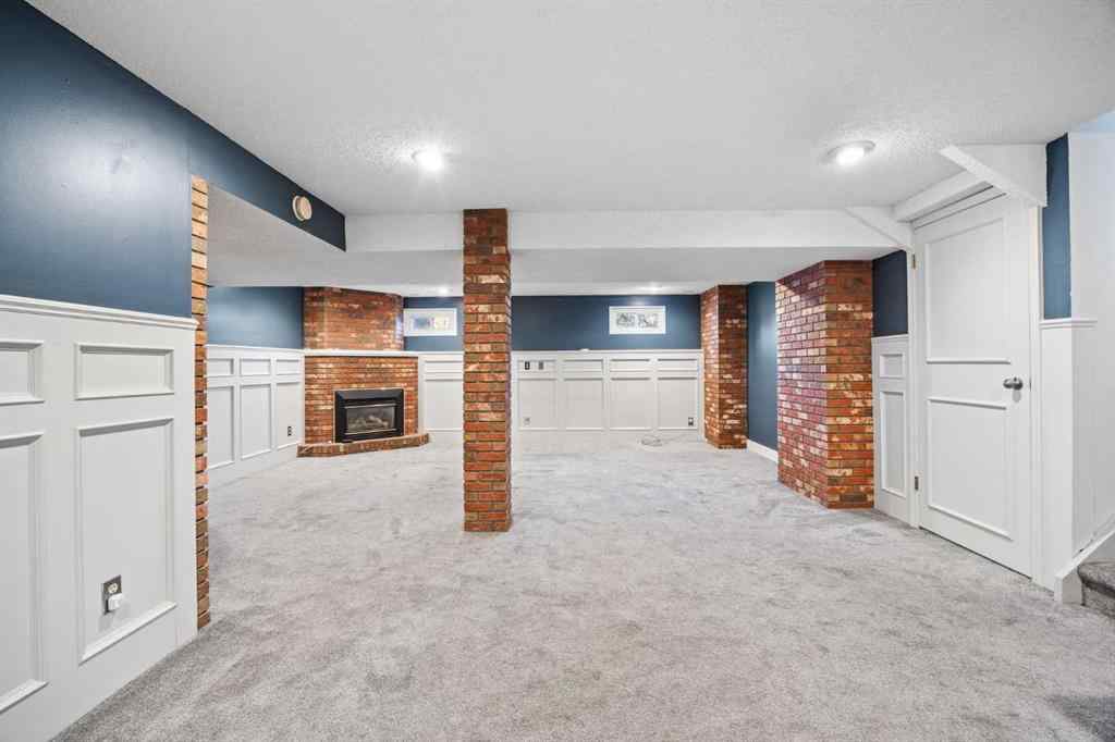 MLS® A2269164 - 10444 Maplecreek Drive SE in Maple Ridge Calgary, Residential