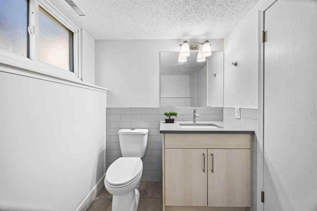 MLS® A2269164 - 10444 Maplecreek Drive SE in Maple Ridge Calgary, Residential