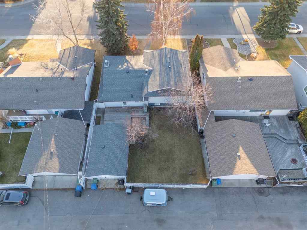 MLS® A2269164 - 10444 Maplecreek Drive SE in Maple Ridge Calgary, Residential