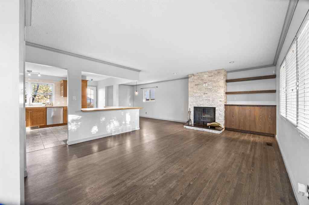 MLS® A2269164 - 10444 Maplecreek Drive SE in Maple Ridge Calgary, Residential