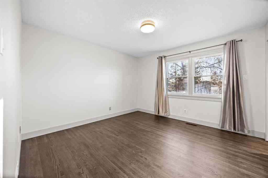 MLS® A2269164 - 10444 Maplecreek Drive SE in Maple Ridge Calgary, Residential