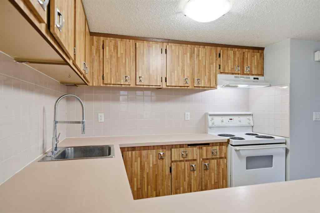 MLS&reg; # A2269166 - Unit #306 2200 Woodview Drive SW in Woodlands Calgary, Residential Open Houses