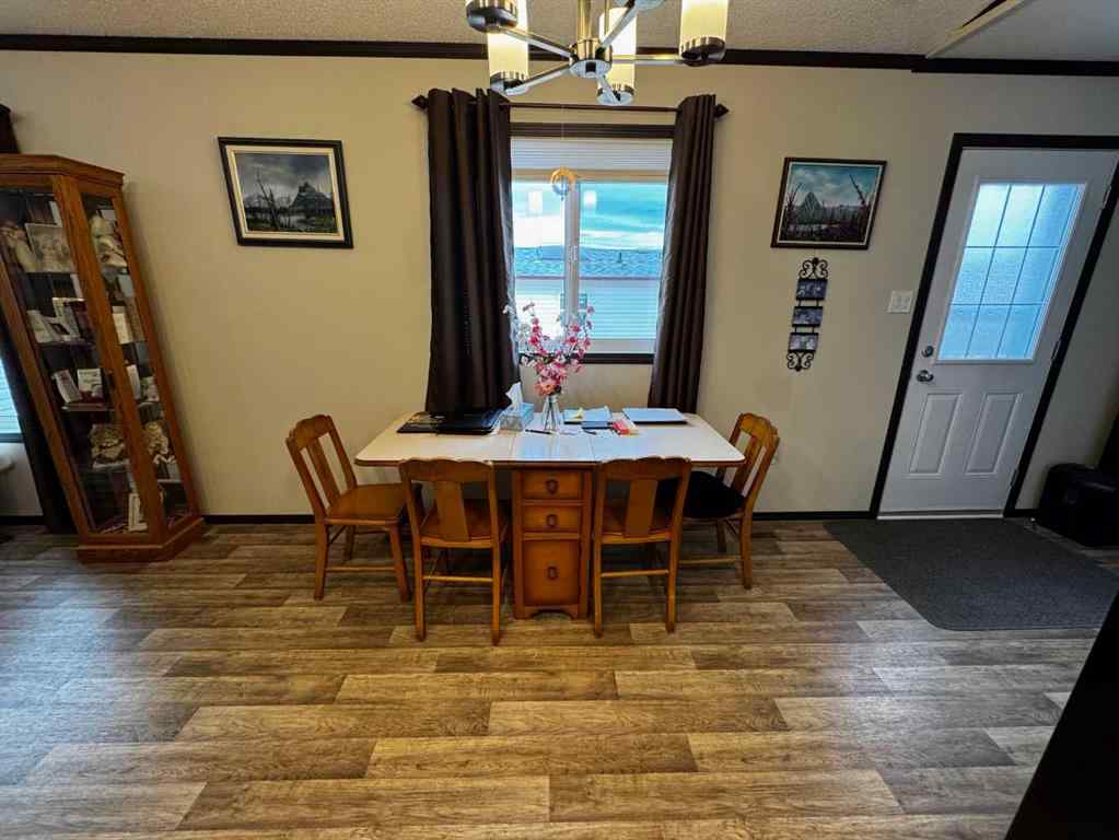 MLS&reg; # A2269170 - 84 Greenwood Villa   in Newcastle Drumheller, Mobile Open Houses