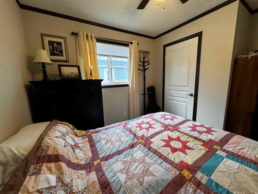 MLS&reg; # A2269170 - 84 Greenwood Villa   in Newcastle Drumheller, Mobile Open Houses