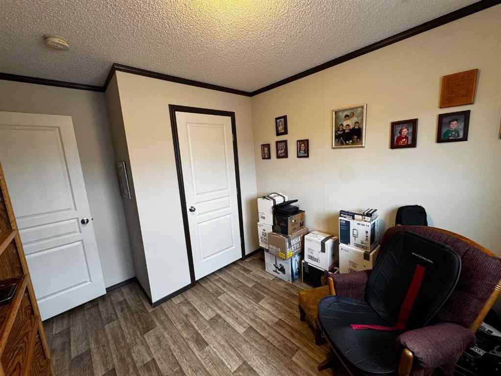 MLS&reg; # A2269170 - 84 Greenwood Villa   in Newcastle Drumheller, Mobile Open Houses