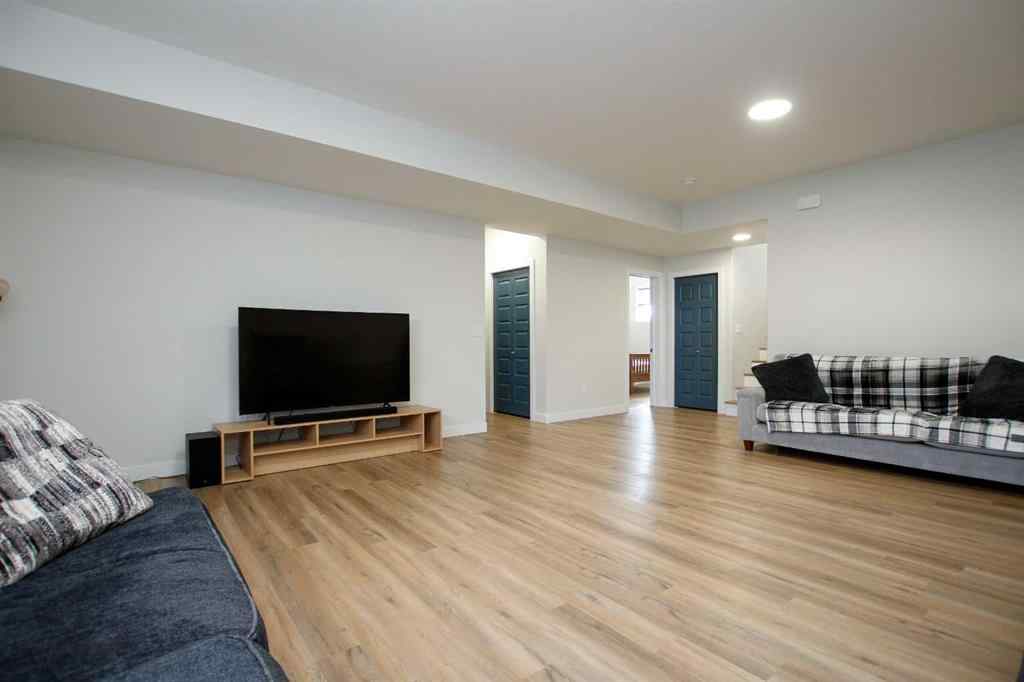 MLS® A2269171 - 7 Thayer Close  in Timber Ridge Red Deer, Residential