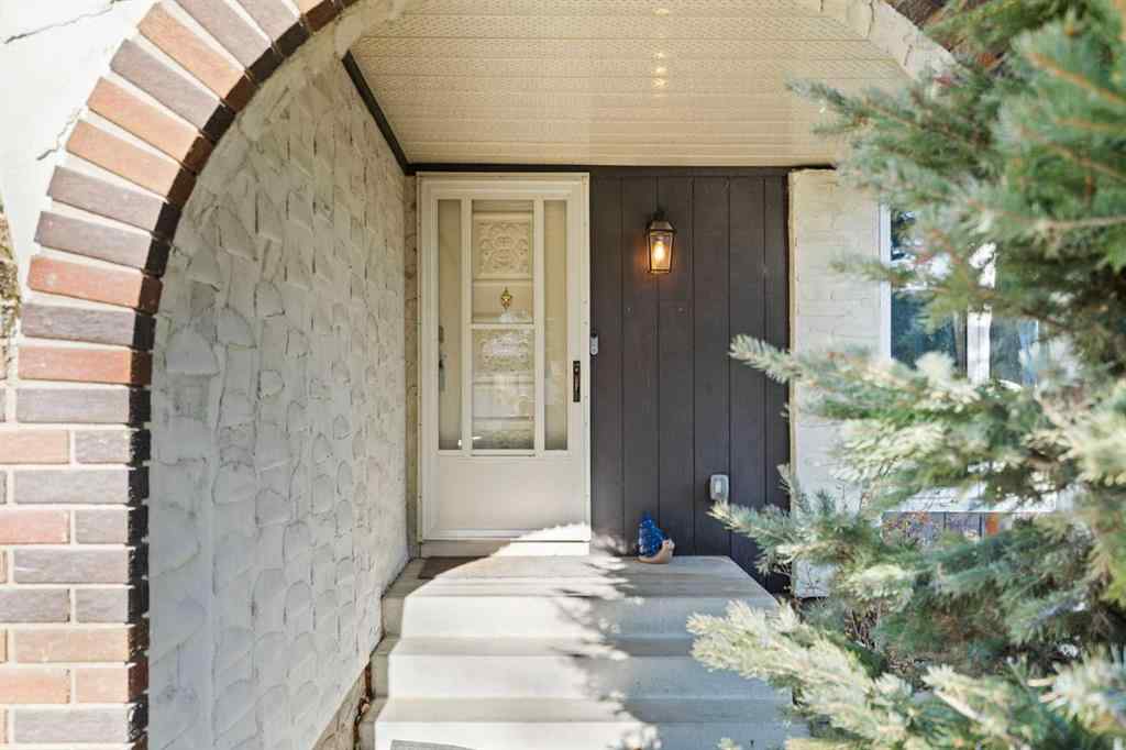MLS® A2269173 - 2628 106 Avenue SW in Cedarbrae Calgary, Residential