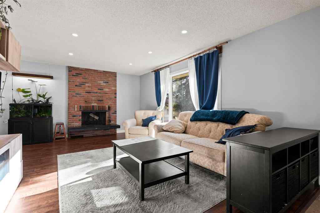 MLS® A2269173 - 2628 106 Avenue SW in Cedarbrae Calgary, Residential