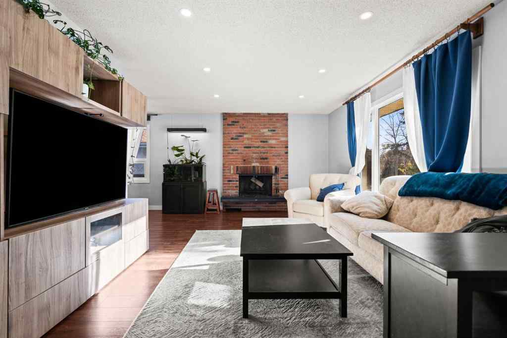 MLS® A2269173 - 2628 106 Avenue SW in Cedarbrae Calgary, Residential