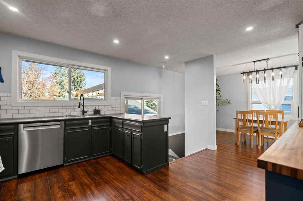 MLS® A2269173 - 2628 106 Avenue SW in Cedarbrae Calgary, Residential