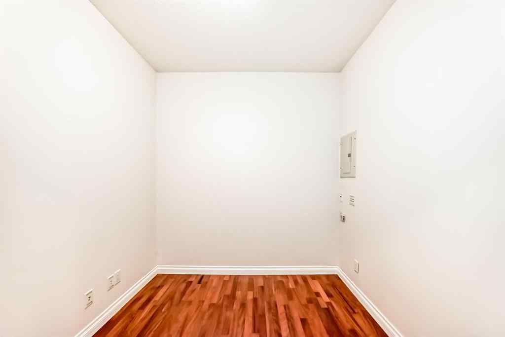 MLS&reg; # A2269175 - Unit #106 6 Hemlock Crescent SW in Spruce Cliff Calgary, Residential Open Houses