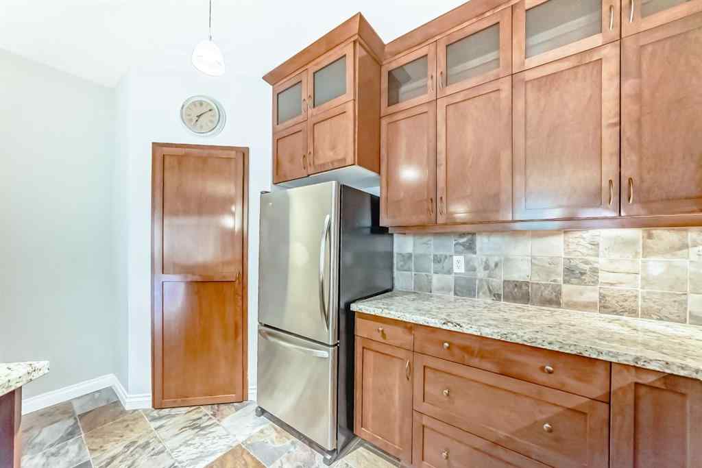 MLS&reg; # A2269175 - Unit #106 6 Hemlock Crescent SW in Spruce Cliff Calgary, Residential Open Houses