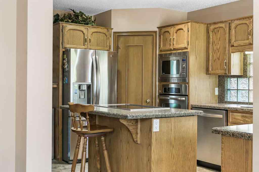 MLS® A2269176 - 322 Douglas Woods Court SE in Douglasdale/Glen Calgary, Residential