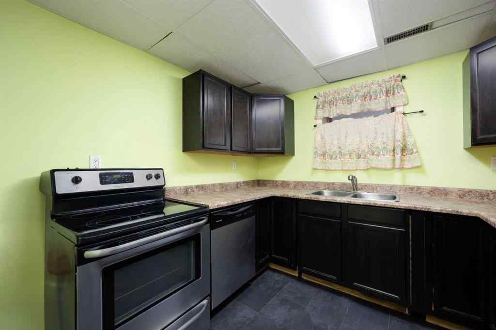 MLS&reg; # A2269179 - 137 Parmenter Crescent  in Dickinsfield Fort McMurray, Residential Open Houses