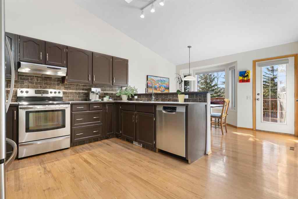 MLS® A2269180 - 179 Quigley Drive  in West Terrace Cochrane, Residential