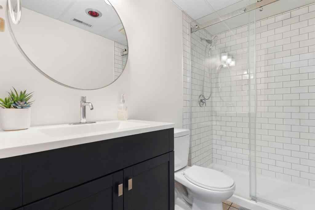 MLS® A2269180 - 179 Quigley Drive  in West Terrace Cochrane, Residential