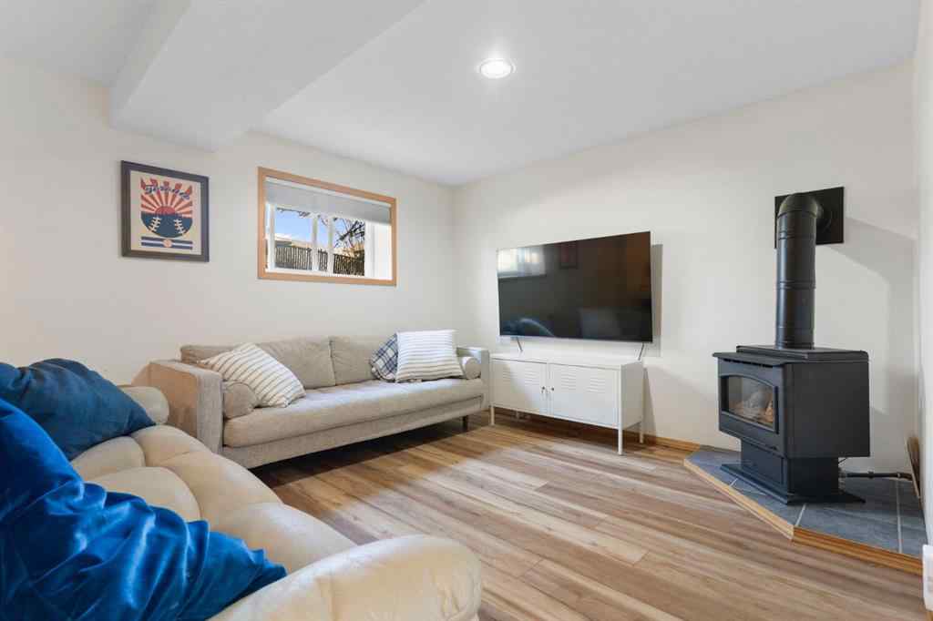 MLS® A2269180 - 179 Quigley Drive  in West Terrace Cochrane, Residential