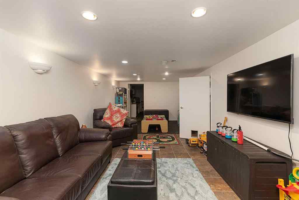 MLS® A2269183 - 5010 50 Avenue  in NONE Streamstown, Residential